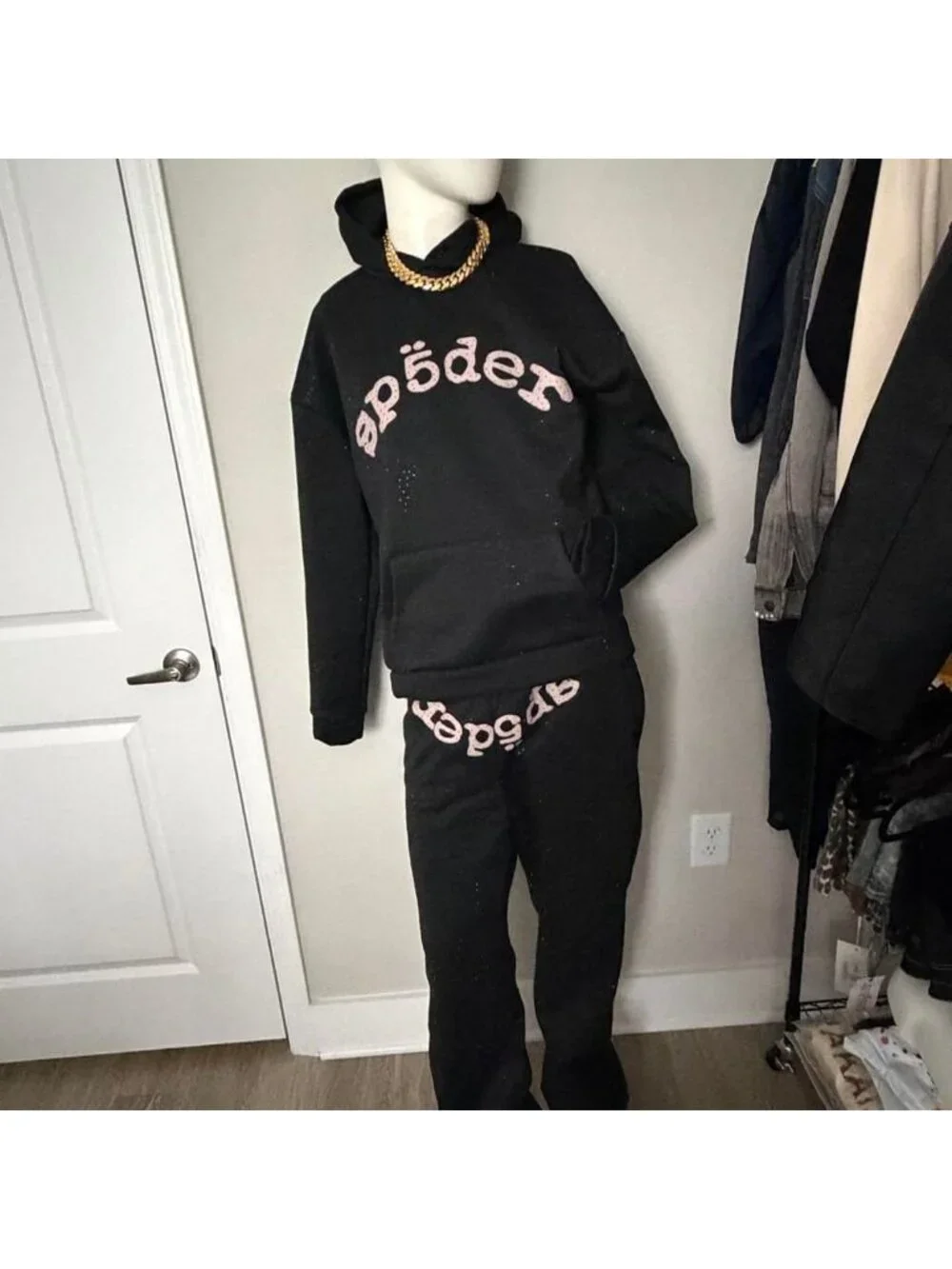 Spider Worldwide Men's Black Suit
